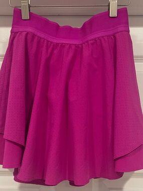 Lululemon skirt - size 2
